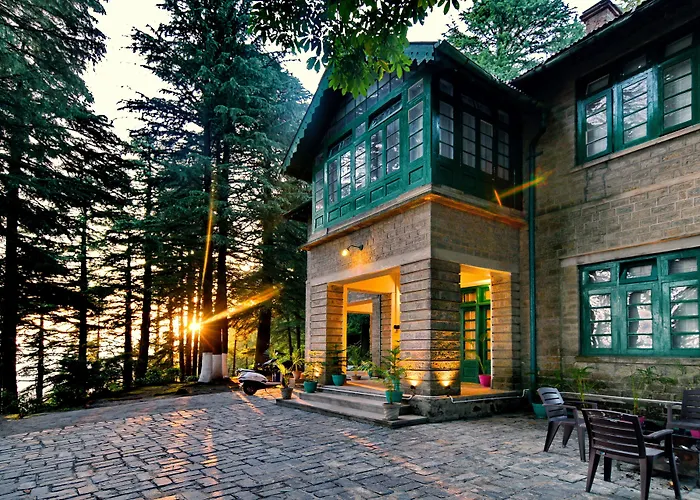 Brij Villa, Dalhousie - A Colonial Luxury Retreat